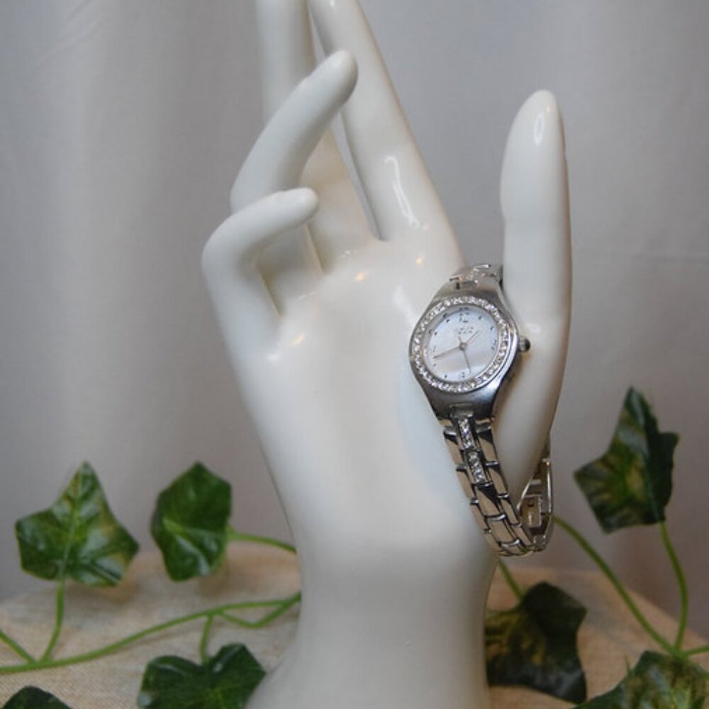 RARE - Vintage FOLIO Stainless Steel Crystal Watch